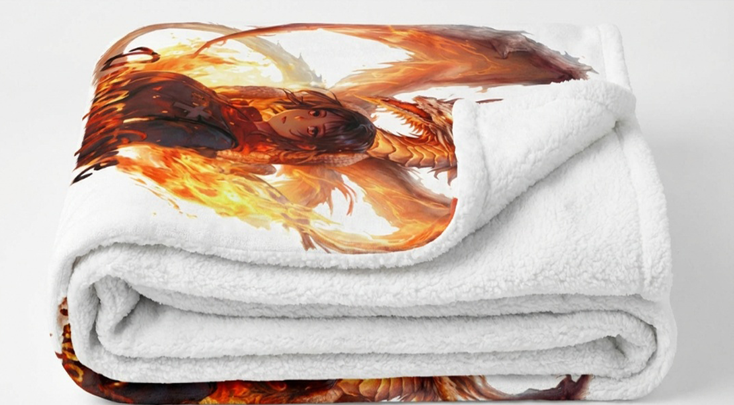 Witte gooi deken met een unieke vuur draken afbeelding uit anime, afmeting 50x60, hangend aan een lijn, op een witte achtergrond voor uitzicht